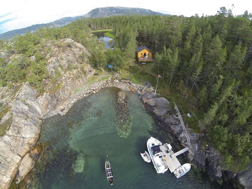 131 Little Lonely Houses For The Solitary Soul