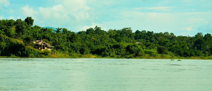 131 Little Lonely Houses For The Solitary Soul