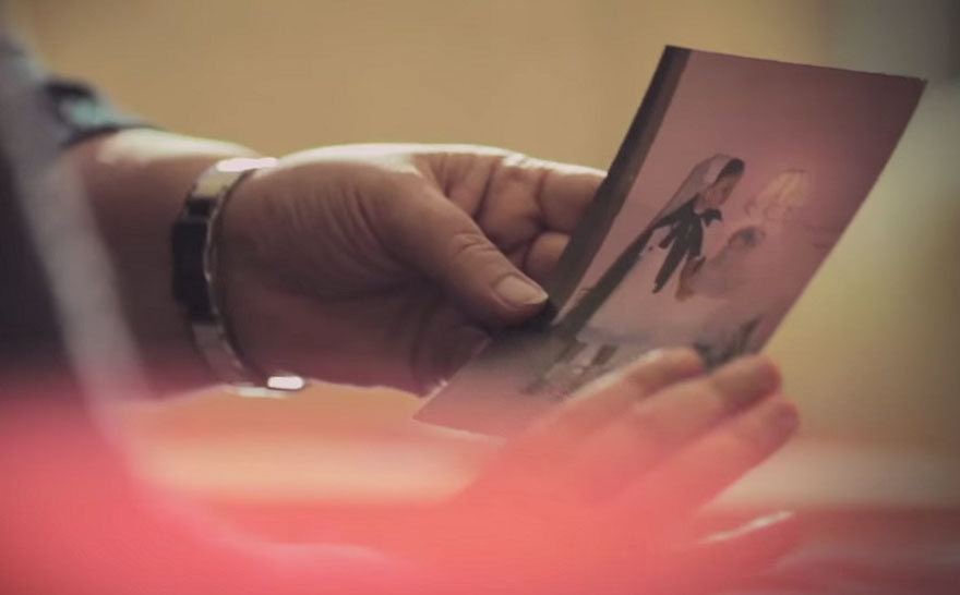 Touchable Memories: This Company 3D-Prints Old Photos To Help The Blind Re-Experience Memories Touchable Memories: This Company 3D-Prints Old Photos To Help The Blind Re-Experience Memories