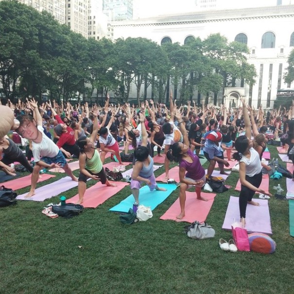 My Day With Leo: Guy Replaces People’s Heads With Leo DiCaprio My Day With Leo: Guy Replaces People’s Heads With Leo DiCaprio