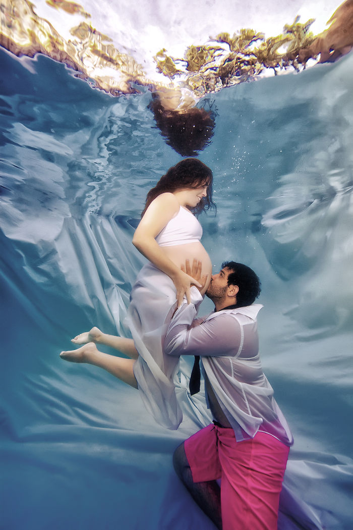 This Photographer Is Changing Maternity Photography With His Underwater Mermaid Moms This Photographer Is Changing Maternity Photography With His Underwater Mermaid Moms