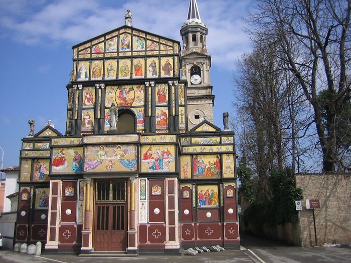 Post The World’s Most Colorful Buildings Post The World’s Most Colorful Buildings