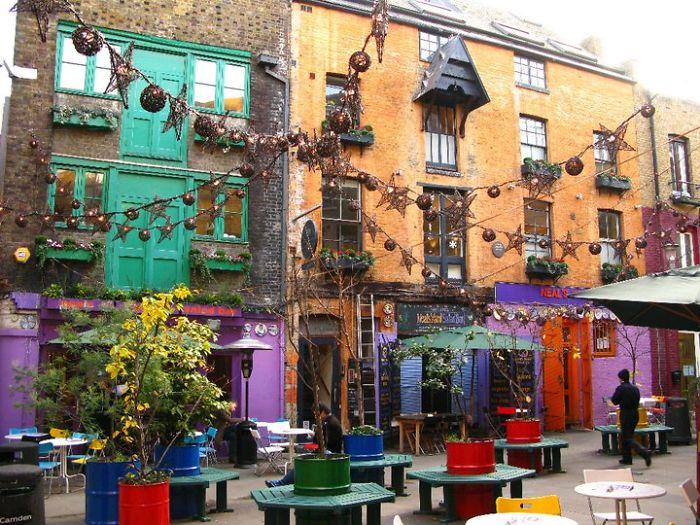 Post The World’s Most Colorful Buildings Post The World’s Most Colorful Buildings