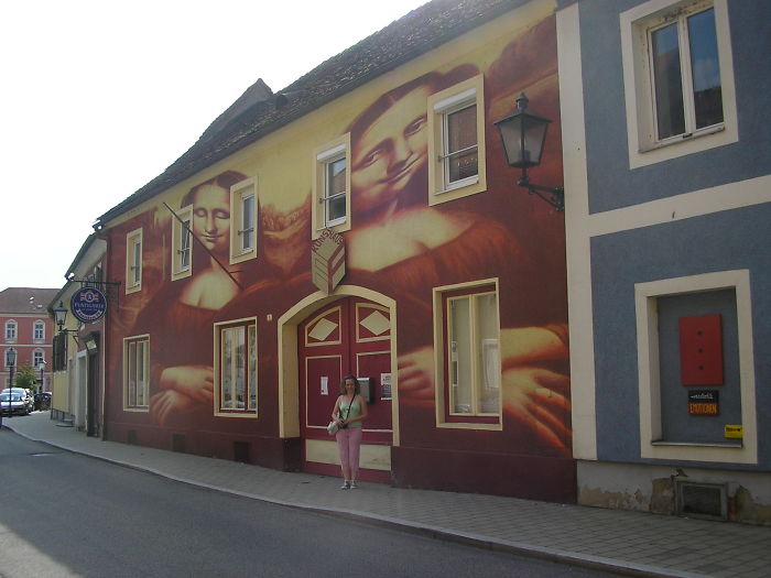 Post The World’s Most Colorful Buildings Post The World’s Most Colorful Buildings