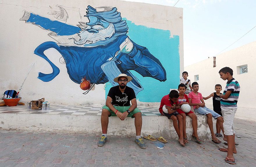 150 Street Artists From 30 Countries Turn Old Tunisian Village Into Outdoor Art Gallery 150 Street Artists From 30 Countries Turn Old Tunisian Village Into Outdoor Art Gallery