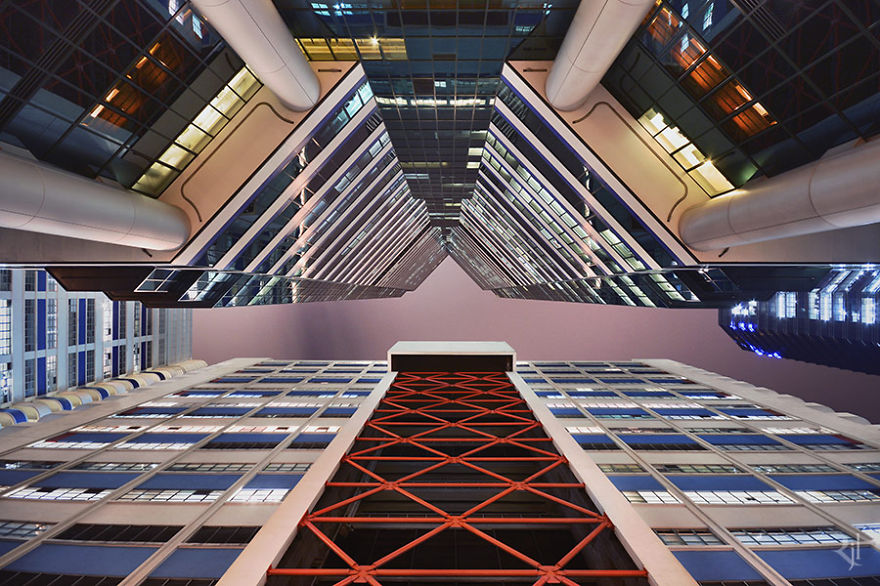 Vertical Horizon In Hong Kong By Romain Jacquet-Lagreze