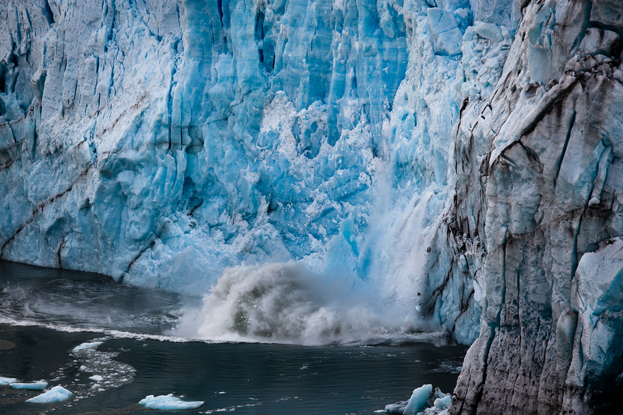 Living Ice: I Happened To Photograph The Rupture Of Perito Moreno Glacier