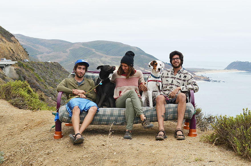 Couch Surfing In The USA: Three Friends, Two Dogs And One Couch Couch Surfing In The USA: Three Friends, Two Dogs And One Couch