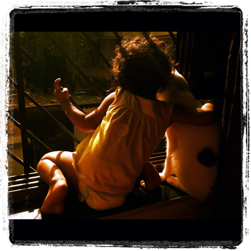 179 Heartwarming Photos Of Kids Playing With Their Cats 179 Heartwarming Photos Of Kids Playing With Their Cats