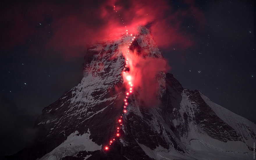 Hundreds Of Mountaineers Climb The Alps For Epic Photoshoot Hundreds Of Mountaineers Climb The Alps For Epic Photoshoot