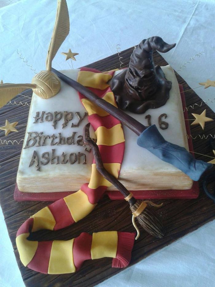 183 Of The Most Creative Cakes That Are Too Cool To Eat