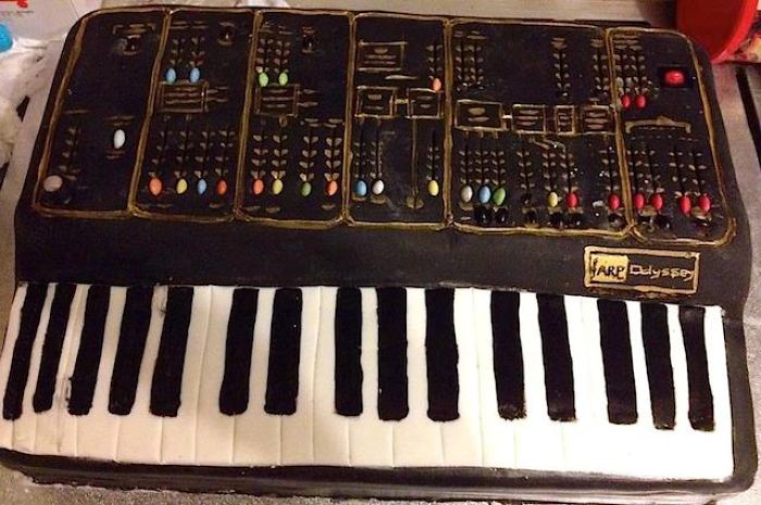 183 Of The Most Creative Cakes That Are Too Cool To Eat