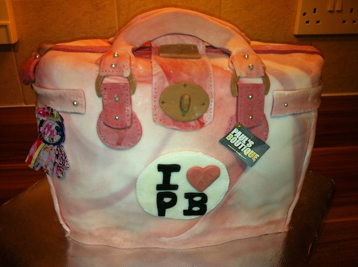 183 Of The Most Creative Cakes That Are Too Cool To Eat