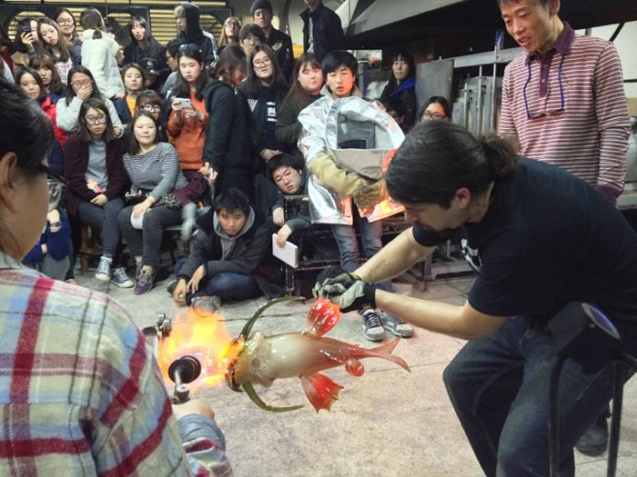 I Create Realistic Animal Sculptures Out Of 2,300-Degree Glass I Create Realistic Animal Sculptures Out Of 2,300-Degree Glass