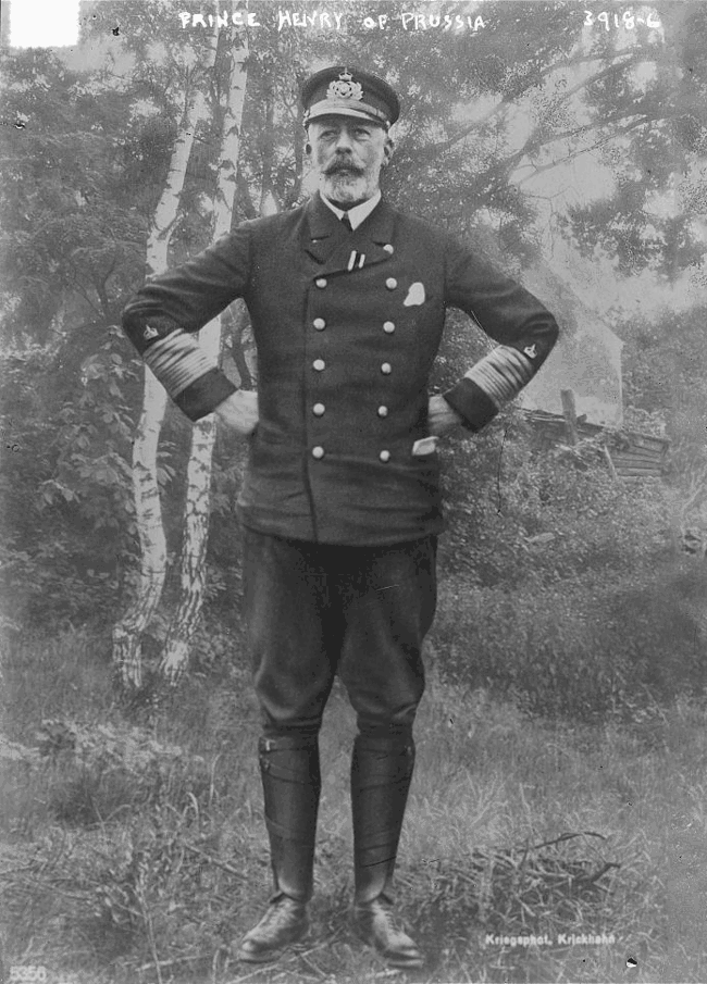 Artist Turns Historic B&#038;W Photos Into Haunting GIFs