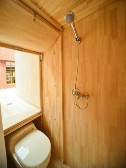 Chinese Students Build Wood House That Occupies Just&#8230; 7 Square Meters