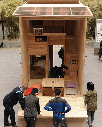Chinese Students Build Wood House That Occupies Just&#8230; 7 Square Meters