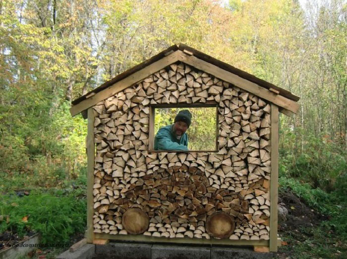 These People Turned Log Piling Into An Art Form