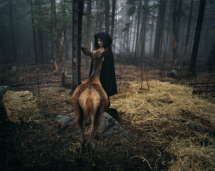 Amelia And The Animals: Photographer Mom Captures Daughter&#8217;s Love For Animals