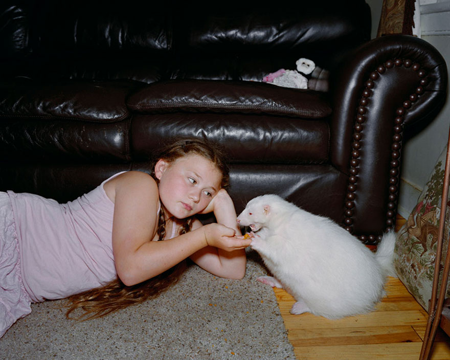 Amelia And The Animals: Photographer Mom Captures Daughter&#8217;s Love For Animals