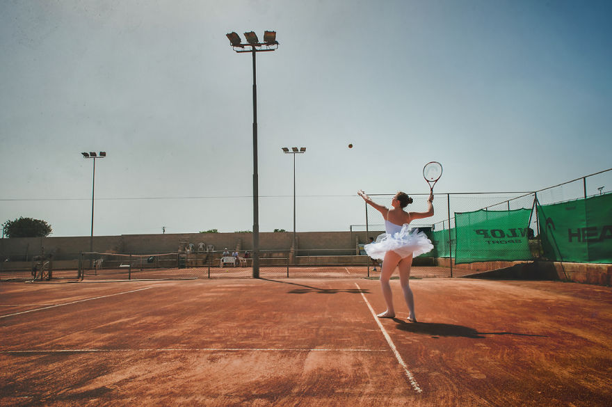 I Photograph A Ballerina&#8217;s Daily Life To Show That Dancers Can Express Themselves Anywhere
