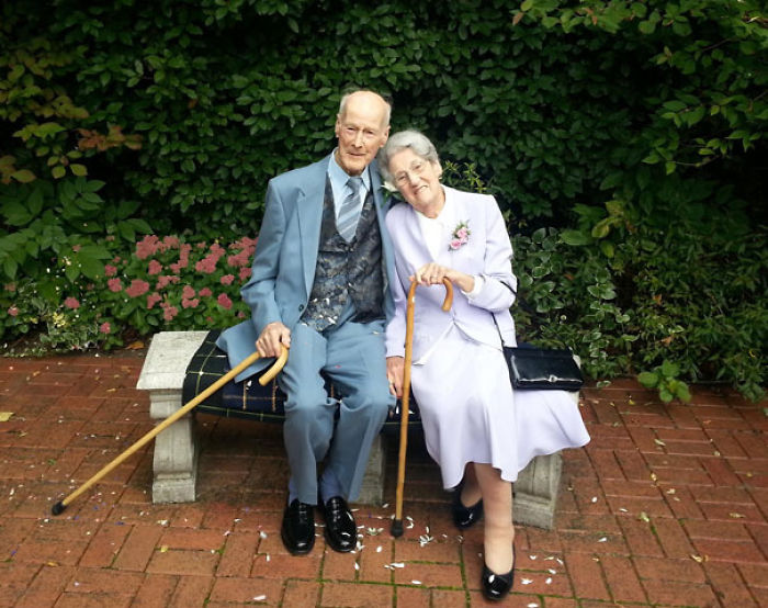 28 Elderly Couple Wedding Photos Proving You&#8217;re Never Too Late To Find The One