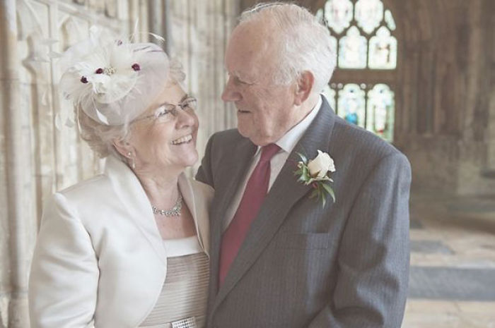28 Elderly Couple Wedding Photos Proving You&#8217;re Never Too Late To Find The One