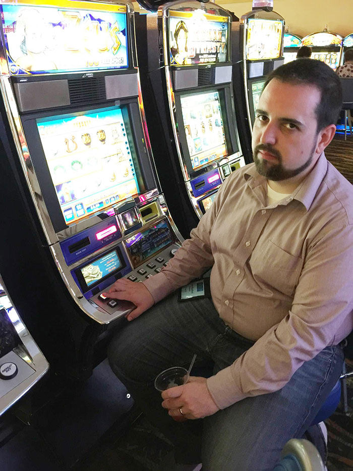 Sad Vacation Guy Wins Second Vacation, Takes His Wife And Baby, Has Much Better Time Sad Vacation Guy Wins Second Vacation, Takes His Wife And Baby, Has Much Better Time