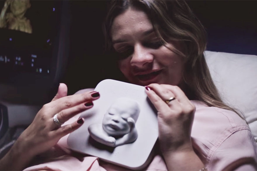 Blind Pregnant Woman ‘Sees’ Her Unborn Baby For The First Time With 3D Printing Blind Pregnant Woman ‘Sees’ Her Unborn Baby For The First Time With 3D Printing