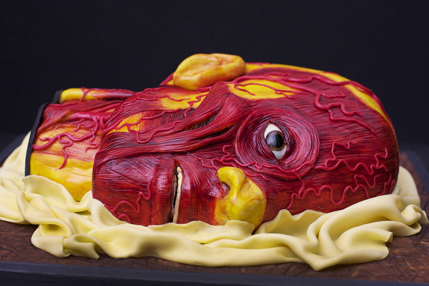 Creepy Realistic Cake Art By Annabel de Vetten Creepy Realistic Cake Art By Annabel de Vetten