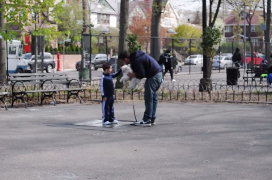 Shocking Social Experiment Shows How Easy It Is For A Stranger To Abduct A Child Shocking Social Experiment Shows How Easy It Is For A Stranger To Abduct A Child