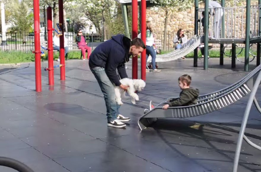 Shocking Social Experiment Shows How Easy It Is For A Stranger To Abduct A Child Shocking Social Experiment Shows How Easy It Is For A Stranger To Abduct A Child