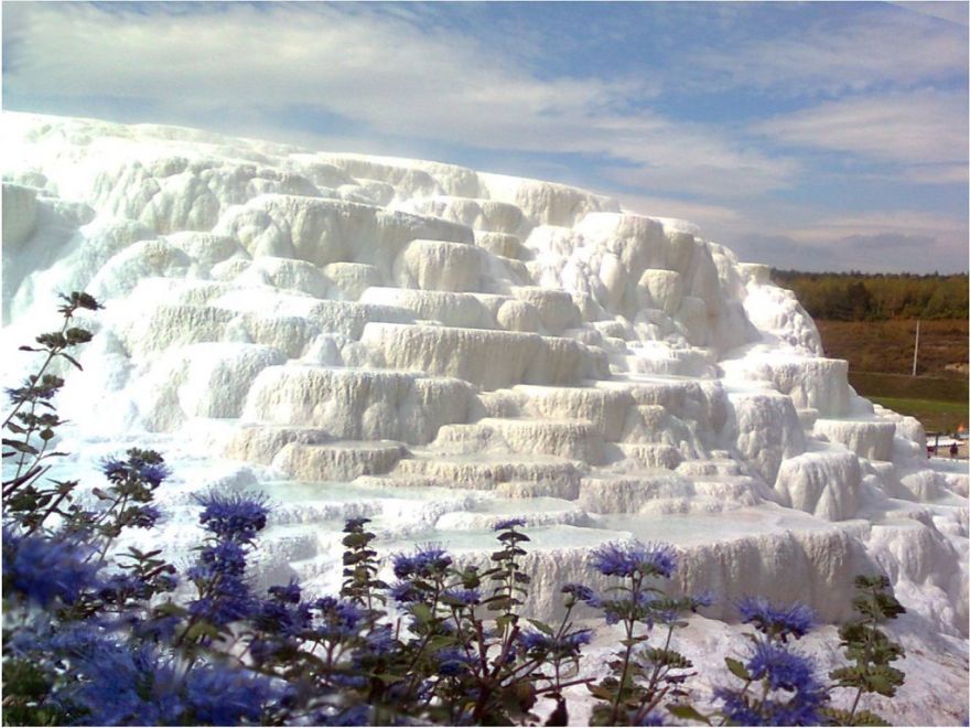 175 Unbelievable Places That Look Like They’re From Another Planet 175 Unbelievable Places That Look Like They’re From Another Planet