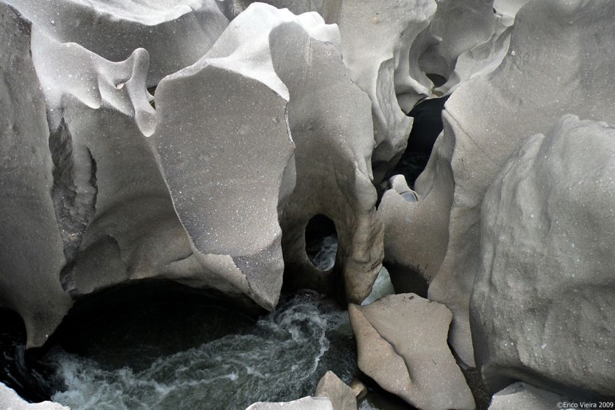 175 Unbelievable Places That Look Like They’re From Another Planet 175 Unbelievable Places That Look Like They’re From Another Planet