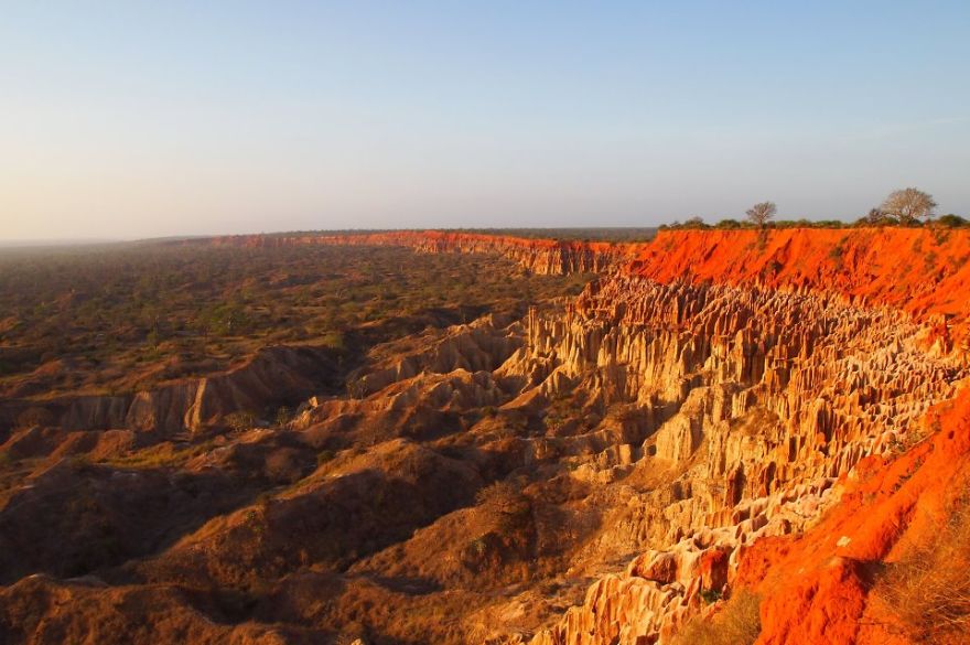 175 Unbelievable Places That Look Like They’re From Another Planet 175 Unbelievable Places That Look Like They’re From Another Planet