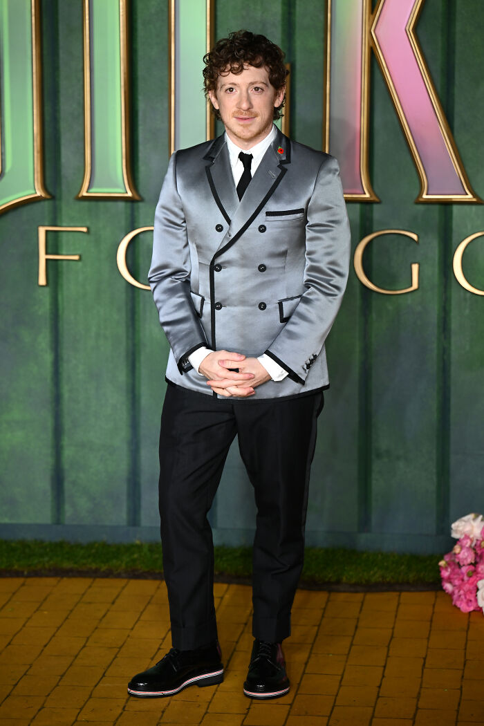 The Best Or Worst Star Outfits At The ‘Wicked: For Good’ London Premiere Red Carpet, You Decide The Best Or Worst Star Outfits At The ‘Wicked: For Good’ London Premiere Red Carpet, You Decide