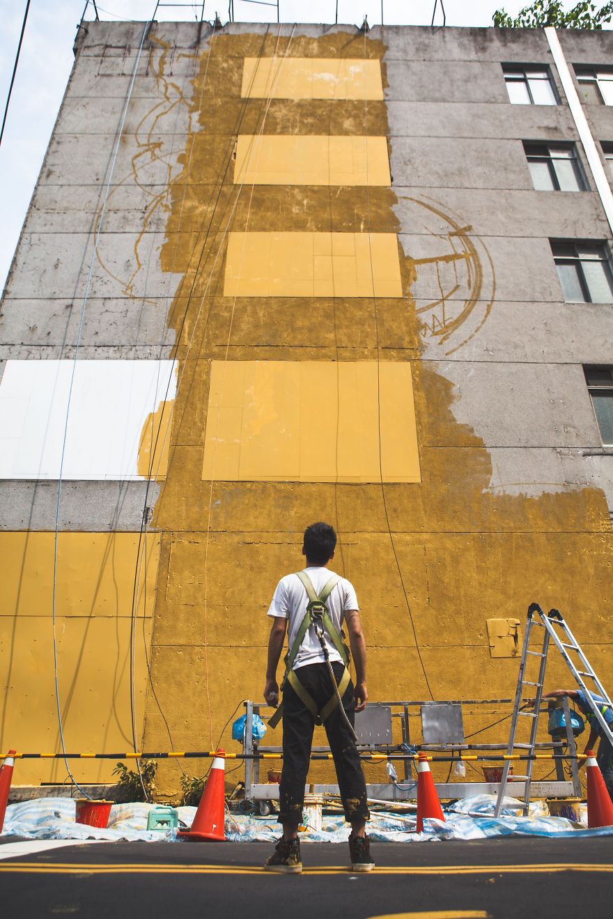 I Painted A Giant Mural Of The Traditional Foshan Lion Dance In Taipei
