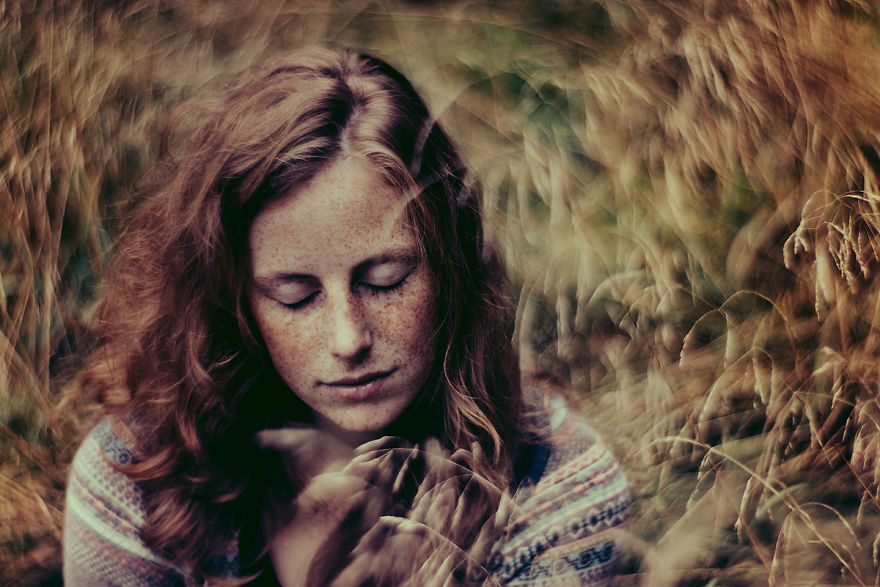 I Photograph Beautiful Women With Their Eyes Shut