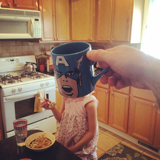 Creative Dad Turns His Kids Into Superheroes With Pop-Culture Mugs Creative Dad Turns His Kids Into Superheroes With Pop-Culture Mugs