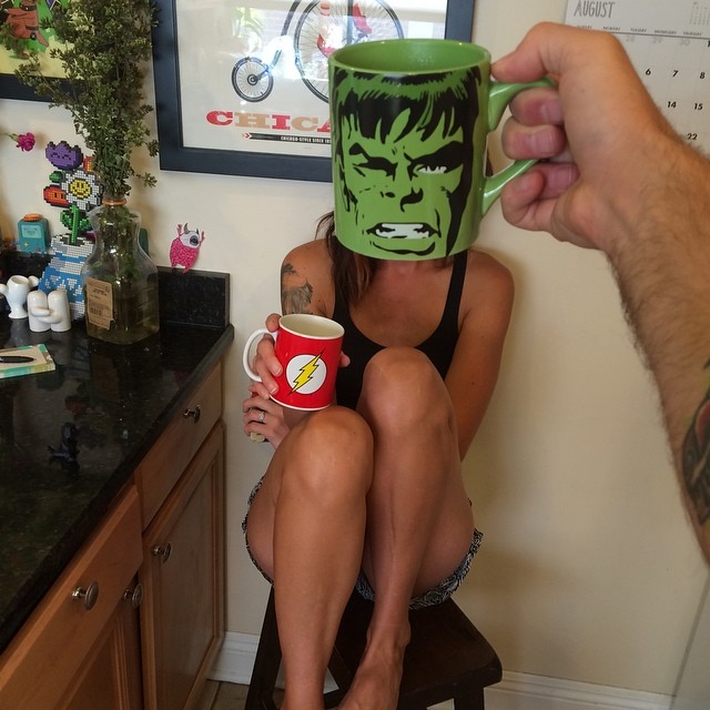 Creative Dad Turns His Kids Into Superheroes With Pop-Culture Mugs Creative Dad Turns His Kids Into Superheroes With Pop-Culture Mugs