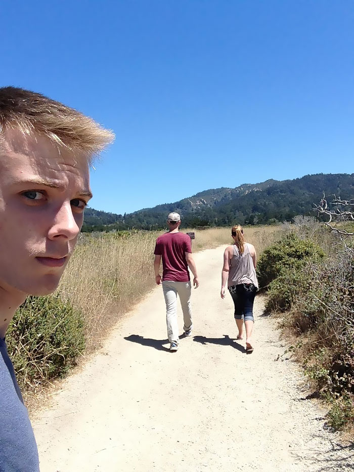 Man Documents His Life As The Third Wheel For 3 Years In Awkward Selfies