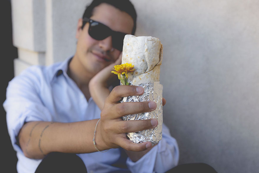 This Guy Took Engagement Photos With A Burrito This Guy Took Engagement Photos With A Burrito