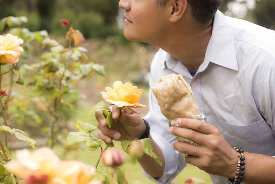 This Guy Took Engagement Photos With A Burrito This Guy Took Engagement Photos With A Burrito