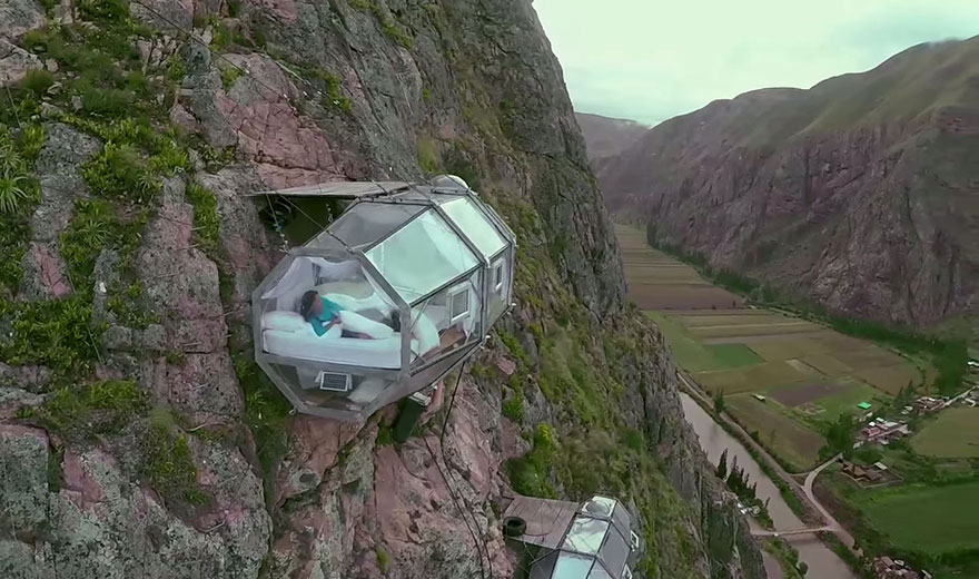 Terrifying See-Through Sleeping Capsules Hang 400 Feet Above Peru&#8217;s Sacred Valley