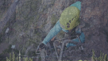 Terrifying See-Through Sleeping Capsules Hang 400 Feet Above Peru&#8217;s Sacred Valley