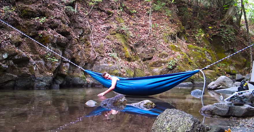 This Hot Tub Hammock Just Might Be The Most Relaxing Thing Ever