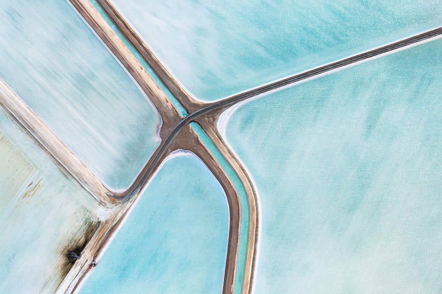Blue Salt Fields In Australia Look Like Paintings From Above Blue Salt Fields In Australia Look Like Paintings From Above