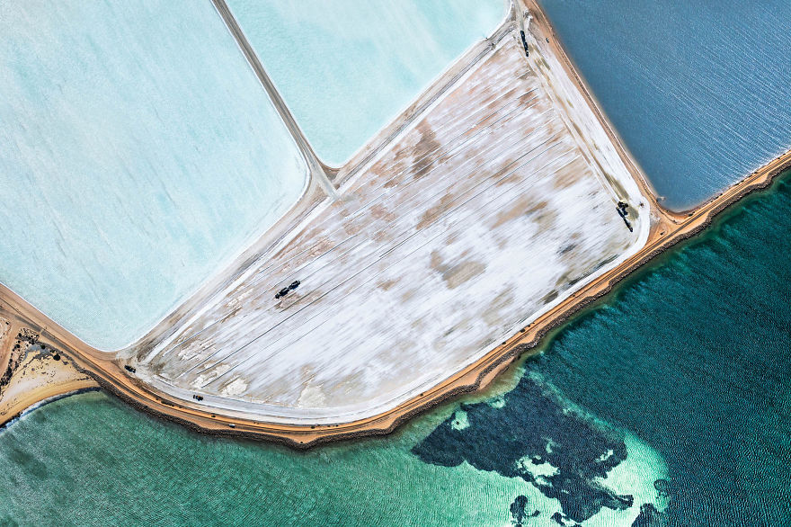 Blue Salt Fields In Australia Look Like Paintings From Above Blue Salt Fields In Australia Look Like Paintings From Above