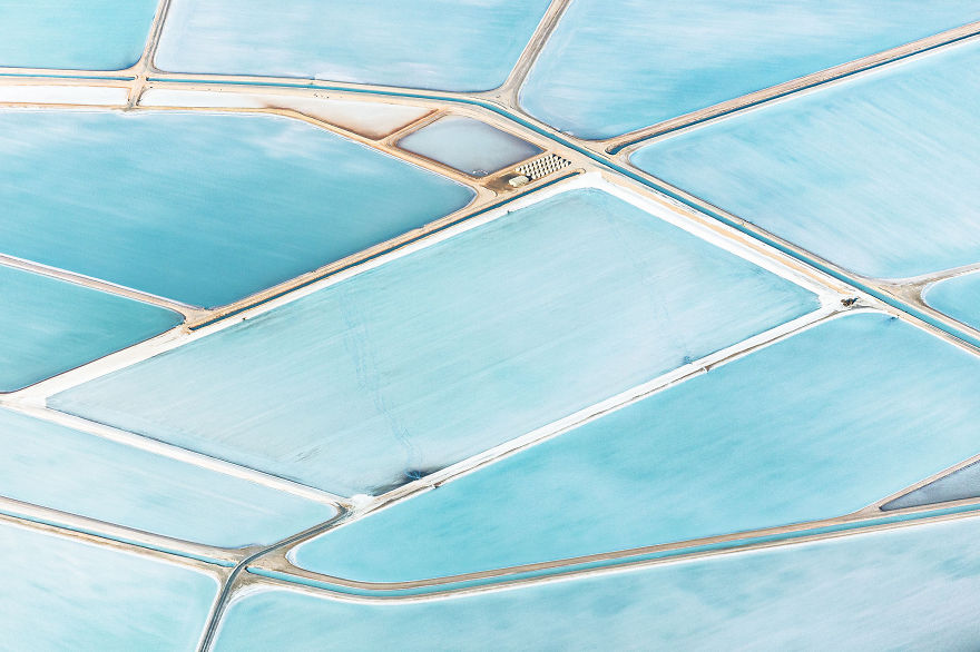Blue Salt Fields In Australia Look Like Paintings From Above Blue Salt Fields In Australia Look Like Paintings From Above