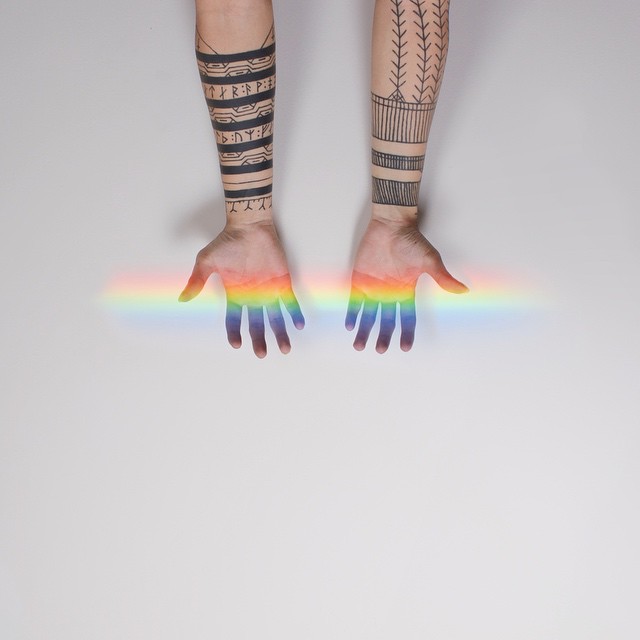 Creative Portraits Of Artist’s Hands Exploring Different Art Forms Creative Portraits Of Artist’s Hands Exploring Different Art Forms